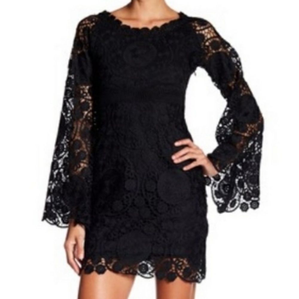 Rome & Juliet Couture Crochet Dress